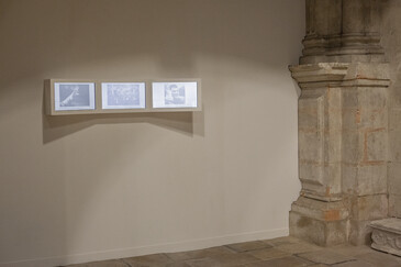 Screenshot of the artwork All Over
View of the All Over installation in exhibition context