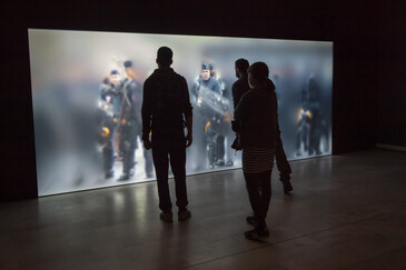 Vue de l'installation niform en contexte d’exposition