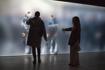 Vue de l'installation niform en contexte d’exposition