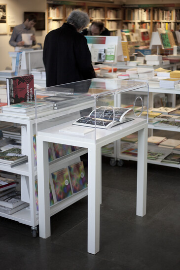 Vue d’Audience Works en contexte d’exposition.