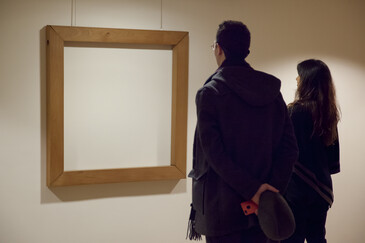 Vue de l'installation Hors Cadre en contexte d’exposition