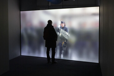 Vue de l'installation niform en contexte d’exposition