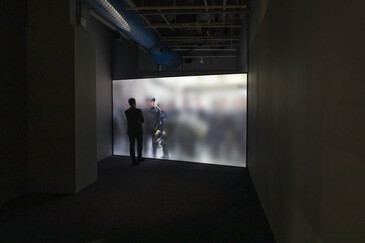 Vue de l'installation niform en contexte d’exposition