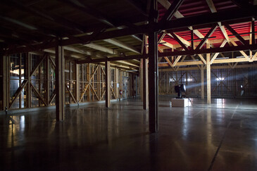 Vue de l’installation Poursuite en contexte d’exposition