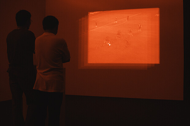 Vue de l'installation Training Center en contexte d’exposition 